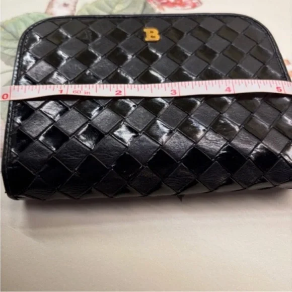 Vintage BALLY zip around lambskin, leather wallet - Picture 10 of 13